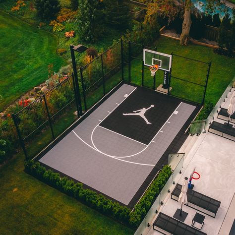 Backyard Basketball Court Ideas, Sports Backyard, Backyard Basketball Court, Home Basketball Court, Basketball Court Backyard, Backyard Basketball, Outdoor Basketball Court, Sports Court, Basketball Is Life