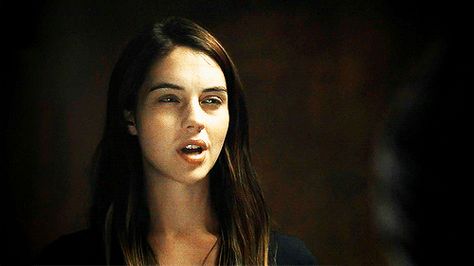 Brunette Face Claim Gif, Wonder Bat, Finn Mikaelson, Adelaide Kane Gif, Adeline Kane, Cora Hale, Marie Stuart, Hallmark Movie, Adelaide Kane