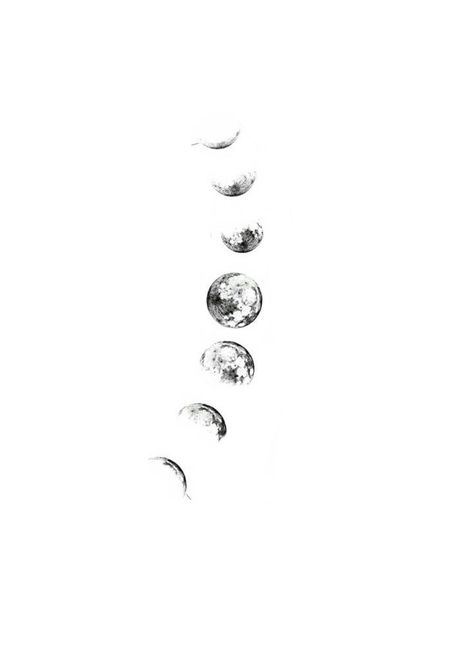 Moon Cycle Tattoo, Moon Phases Tattoo, Basic Tattoos, Petit Tattoo, Mom Tattoo Designs, Circle Tattoo, Circle Tattoos, Tattoo Inspiration Men, Moon Tattoo Designs