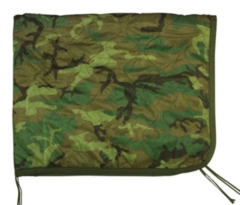 Standard Issue Woobie Poncho Liners, Woobie Blanket, Military Poncho, Sleeping Outside, Camping Sleeping Bags, Outdoor Gadgets, Go Bag, Snuggle Blanket, Digital Camo