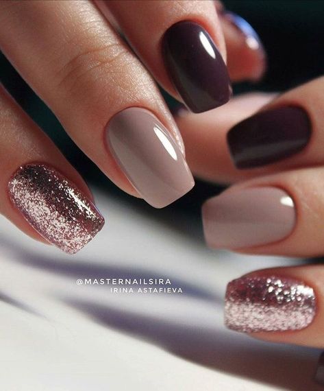 Elegant Fall Nails Designs, Greige Nails Design, Nail Ideas For 30th Birthday, Work Nails Professional Fall, September Wedding Nail Ideas, Neutral Fall Manicure, Nude Fall Nails Short, Wedding Nails Design Bridesmaid, Dip Nail Designs Winter