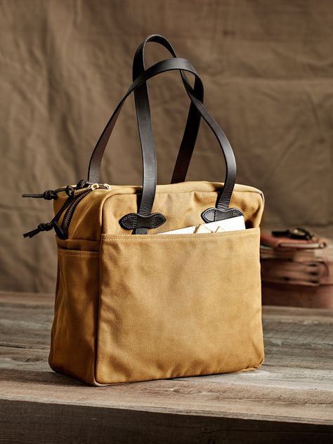 She deserves the best. Shop the Filson Mother's Day Gift Guide for shirts, accessories and more for mom. #MothersDay Bag Catalogue, Filson Bag, Filson Bags, Mens Bag, Edc Bag, Leather Patterns, Waxed Canvas Bag, Canvas Totes, Canvas Leather Bag