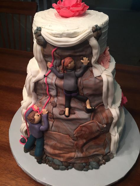 Rock Climbing Wedding Cake Rock Climbing Wedding, Baseball Wedding Cakes, Rock Climbing Cake, Bride Cake Topper, Camping Cakes, Funny Wedding Cakes, Funny Wedding Cake Toppers, Dog Cake Topper Wedding, 50th Cake