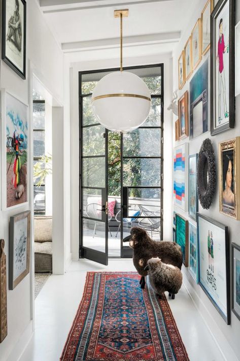 Art Gallery Entryway Small Entryway Design, Gallery Entryway, Narrow Foyer, White Foyer, Entryway Design Ideas, Entryway Design, Entry Mirror, Apartment Entryway, Photo Wall Gallery