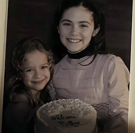 Max Coleman Orphan, Max Orphan, Isabelle Fuhrman Orphan, Isabel Fuhrman, Esther Orphan, Los Warren, Isabelle Furhman, Orphan 2009, Esther Coleman