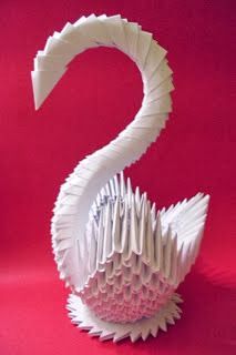 MANUALIDADES EN PAPEL: PASO A PASO PARA HACER CISNE DE PAPEL Origami Crane Tutorial, Origami For Kids Animals, Cube Origami, Origami Box Tutorial, Origami Lotus Flower, Origami Cube, Origami Tattoo, Origami Mobile, Origami Decoration