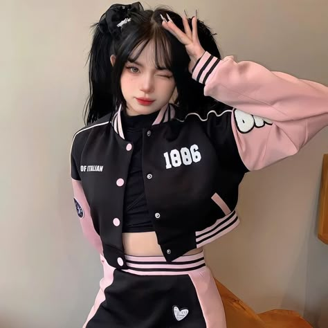 Rpw Port, Korean Casual Outfits, Kawaii Fashion Outfits, Korean Girl Fashion, Ulzzang Fashion, Kpop Fashion Outfits, Really Cute Outfits, Girls Fashion Clothes, Teenage Fashion Outfits