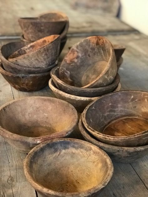 Rustic Pottery Ideas, Artisan Aesthetic, Wabi Sabi Wood, Wooden Utensils, Rustic Living, Natural Home, Wood Bowls, Old Wood, Wooden Bowls