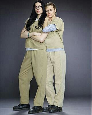 My OTP Women In Prison, Taylor Schilling Laura Prepon, Piper Chapman, Alex And Piper, Alex Vause, Taylor Schilling, Laura Prepon, Halloween Orange, Orange Is The New