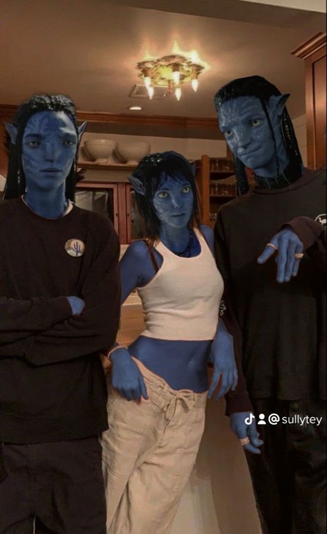 New Avatar Movie, Avatar 2 Movie, The Lion Sleeps Tonight, Blue Avatar, I Have No Words, Y2k Background, Avatar Films, Avatar Funny, Avatar Picture