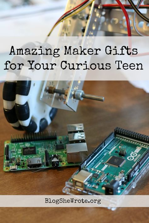 Amazing Maker Gifts for Your Curious Teen - Blog, She Wrote Maker Gifts, Cool Arduino Projects, Electronics Projects For Beginners, Robot Gift, Learn Robotics, Arduino Programming, Electronic Projects, Gifts For Teen Boys, Homeschool High School