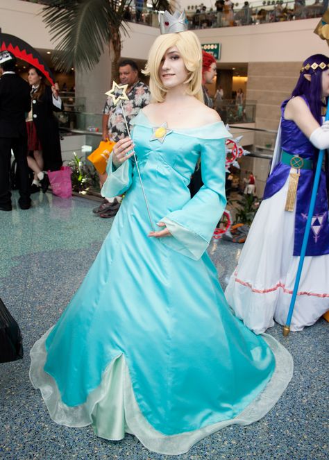 Rosalina Cosplay, Rosalina Dress, Princess Rosalina, Fantasy Fashion, Super Mario Bros, King Queen, Mario Bros, Super Mario, Bob Hairstyles