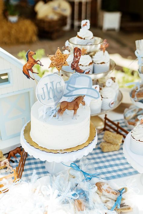 Chapple Chandler, Cowboy First Birthday, Cowboy Themed Birthday Party, Cowboy Cakes, Rodeo Birthday Parties, Cowboy Theme Party, Western Birthday Party, Rodeo Party, Cowboy Baby Shower