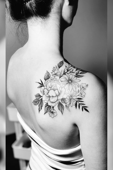 Floral Back Of Shoulder Tattoo, Peony Tattoo Back Shoulder, Back Shoulder Floral Tattoo, Shoulder Floral Tattoos For Women, Half Shoulder Tattoo, Back Shoulder Tattoos For Women Cover Up, Ladies Shoulder Tattoo, Upper Shoulder Tattoo Men, Scapula Tattoo