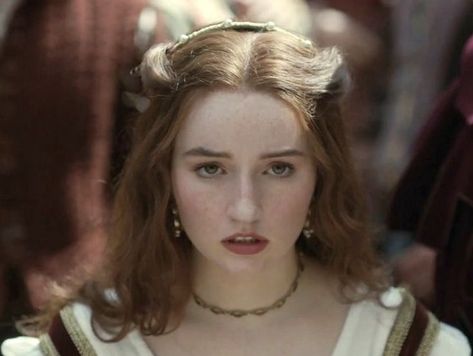 Rosaline 2022, Kaitlyn Dever, Hula Dance, Belly Dance, Game Of Thrones Characters, Actresses