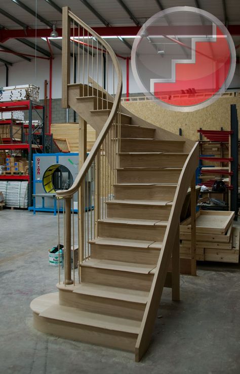 Oak curved staircases Curved Banister, Geometric Staircase, Staircase Feature, Stairway Landing, Staircase Layout, Circular Staircase, Staircase Manufacturers, Curved Stairs, Round Stairs