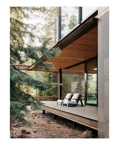 Lakeside House, Bamboo Fountain, Olson Kundig, Steel Cladding, Tahoe California, Backyard Greenhouse, Ponderosa Pine, Internal Courtyard, Clerestory Windows