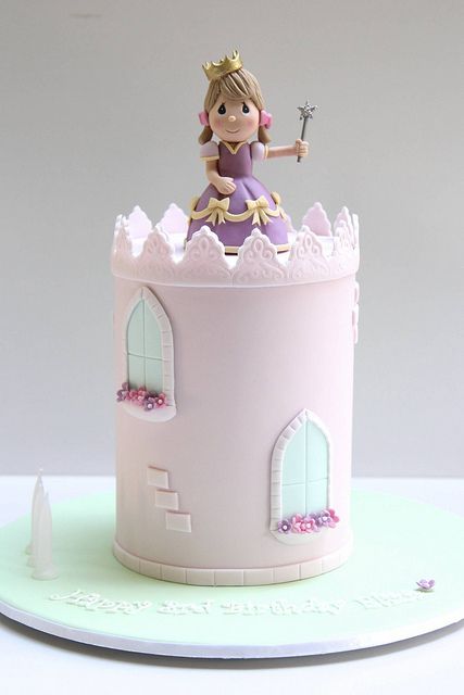 Kue Disney, Bolo Rapunzel, Interesting Cakes, Princess Castle Cake, Girly Cakes, Castle Cake, Princess Cake, Decorated Cakes, Novelty Cakes