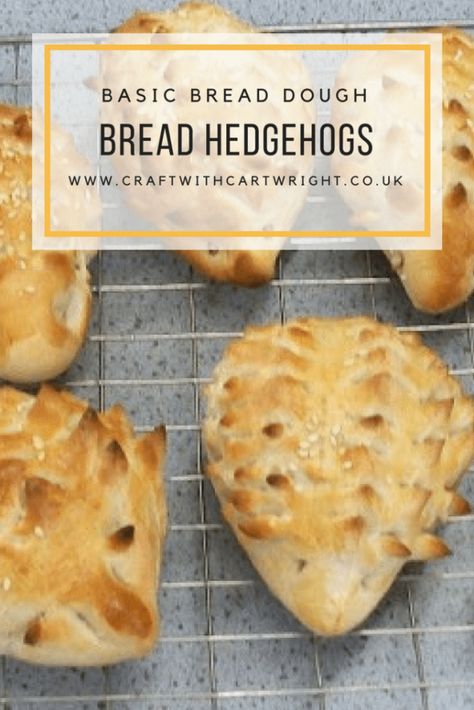 bread hedgehogs Autumn Cooking For Kids, Bread Animals, Basic Dough Recipe, Autumn Cooking, Super Healthy Snacks, Weekly List, Gluten Free Vegetarian Recipes, Preschool Stem, Kids Cooking