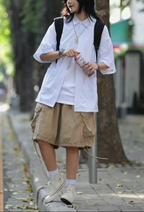 Baggy Summer Outfits, Sick Clothes, Boyish Style, Tokyo Revenge, Zendaya Style, Korean Casual Outfits, Tomboy Outfits, Tomboy Style Outfits, Easy Trendy Outfits