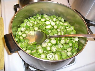 Thoughts from Frank and Fern: Canning Okra - DO NOT USE THIS RECIPE Canned Okra, Canning Okra, Growing Okra, Cooking Beef Tenderloin, Cooking London Broil, Milk Goats, Okra Recipe, Pickled Okra, Vegetarian Barbecue