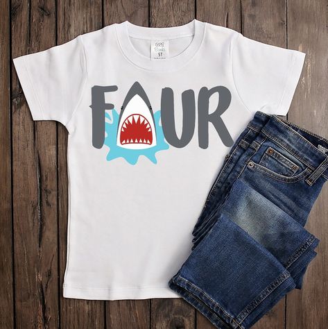 Outfit Cumpleaños, Alligator Birthday, Underwater Birthday, 1st Birthday Onesie, Shark Themed Party, Ocean Birthday Party, Shark Themed Birthday Party, Sharks For Kids, 2nd Birthday Shirt