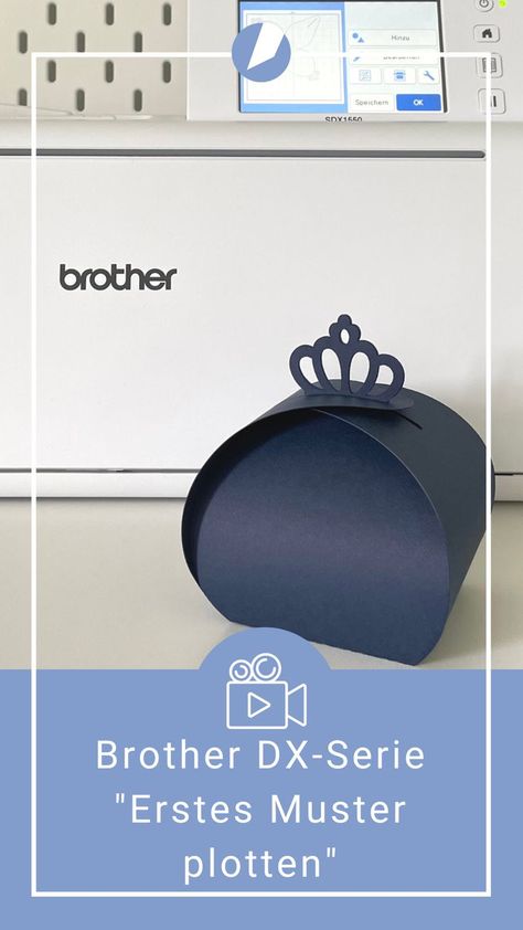 In unserem Video zeigen wir euch, wie ihr mit den Brother Plottern aus der DX-Serie euer aller erstes Projekt schneiden könnt – Schritt für Schritt 🤗 #BrotherScanNCut #DXSerie #Plotten Brother Plotter, Brother Scan And Cut, Google Home, Google Home Mini, Electronic Products