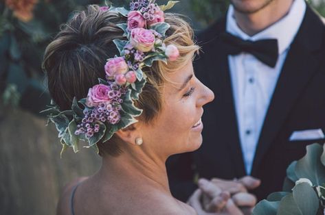 Pixie Flower Crown, Pixie Hair Flower Crown, Short Hair With Flower Crown, Yale Graduation, Pixie Bride, Accessories For Short Hair, Pixie Wedding Hair, Helen George, Short Hair Bride