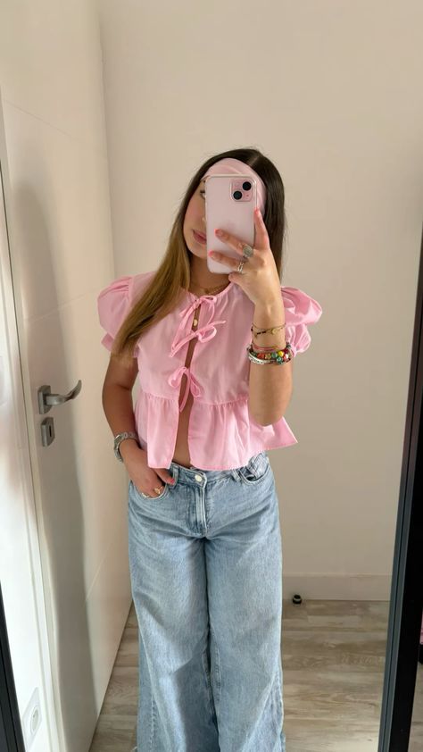 Top For Women Stylish, Pink Bow Top, Tops For Women Stylish, Fits Dress, European Girl, Minimalist Outfits, Outfit Inspo Summer, Outfit Inspo Casual, Bow Top