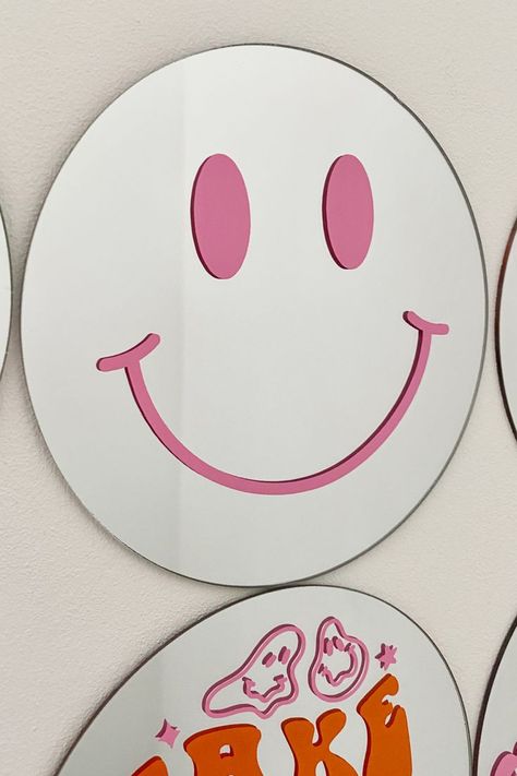 Smiley Mirror, Groovy Prints, Trendy Smiley Face, Face Mirror, Yearbook Themes, Mirror Large, Girly Room, Mirror Stickers, Sticker Wall