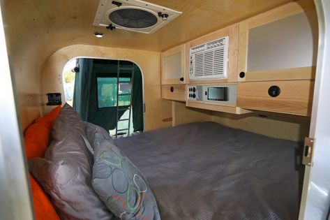 Interior-01 Trailer Interior Ideas, Squaredrop Camper, Teardrop Trailer Interior, Overland Camper, Cabin Storage, Teardrop Caravan, Teardrop Camping, Kombi Motorhome, Teardrop Camper Trailer