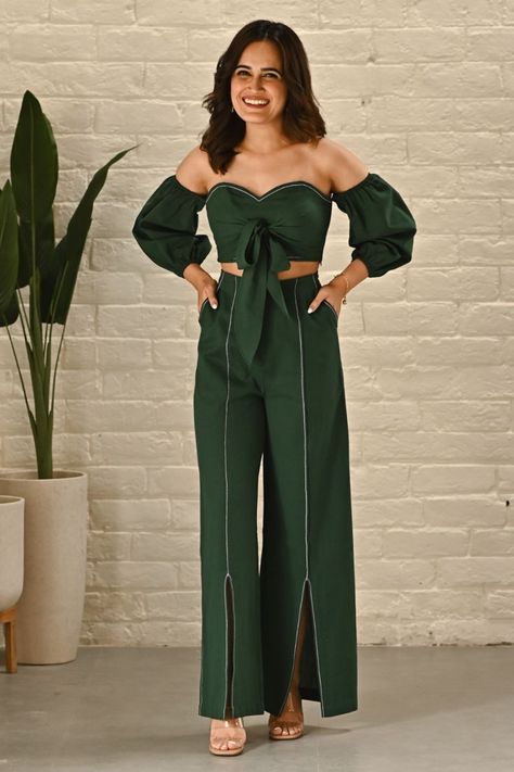 Plazo Outfits, Co Ords Outfits Indian, All Green Outfit, Co Ord Outfits, Wide Leg Jeans Outfit, Co Ords Outfits, Pajama Fashion, Stylish Jumpsuit, Hijabi Outfits Casual