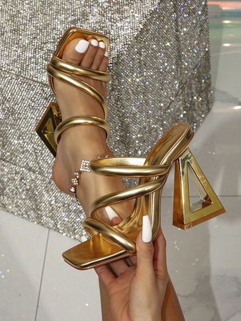 Gold Glamorous Collar   Colorblock,Plain  Embellished   Women Shoes Party High Heels, Pearl Shoes, Heel Mules, Glamorous Party, High Heel Mules, Heeled Mules Sandals, Gold Collar, Estilo Punk, Gold Heels