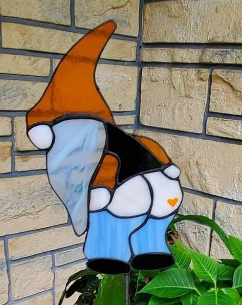 Stained Glass Gnomes Christmas, Stained Glass Gnome Patterns Free, Gnome Stained Glass Patterns, Stained Glass Angels Patterns, Stained Glass Mosaic Patterns, Stain Glass Window Art, Stained Glass Candles, Stained Glass Patterns Free, Stained Glass Angel