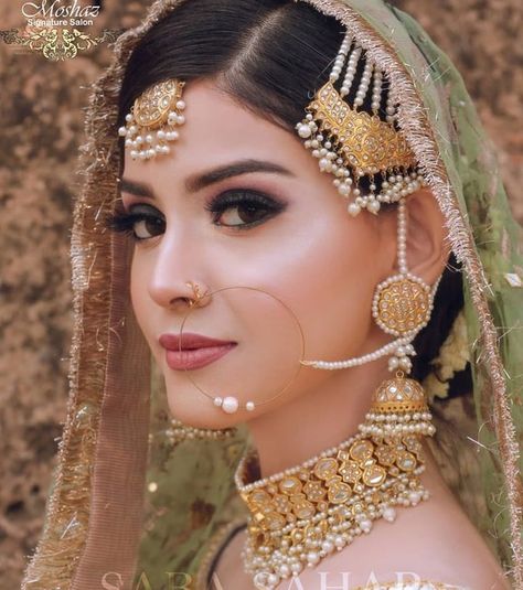 dulha_dulhan on Instagram: “...INBOX US! for Photography, bridal makeup, Dress Designing, Promotions, shout-out & collaboration . . #peshawardiaries . . #2020 . .…” Pakistan Bride, Pakistani Brides, Bridal Makeup Images, Bridal Hairdo, Latest Bridal Dresses, Bride Photoshoot, Bridal Outfit, Bridal Photoshoot, Bridal Fashion Jewelry