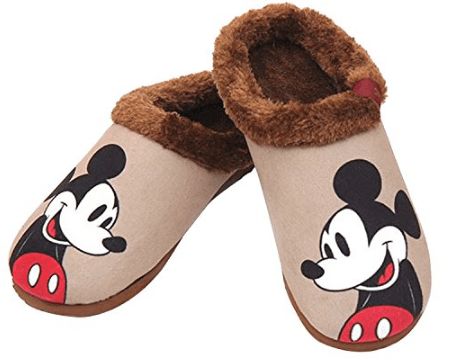 Slippers Disney, Mickey Mouse Slippers, Minnie Mouse Stickers, Mickey Mouse House, Disney Slippers, Mickey Mouse Shoes, Disney Tote Bags, Mickey Mouse Outfit, Mickey Love