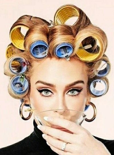 Retro Fashion Photography, Vintage Hair Salons, Roller Sets, Street Musicians, Glam Photoshoot, Pin Up Hair, Roller Set, Bobby Pin, Tone Hair