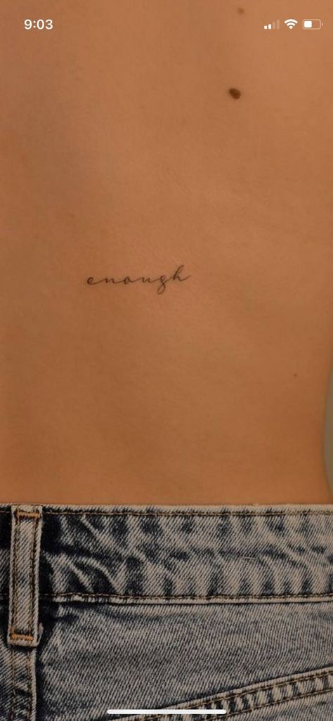 Simple Rib Tattoo, Rippen Tattoo Frau, Ribcage Tattoos For Women, Tattoo Ideas Ribs, Rib Tattoos Words, Rib Tattoo, Cross Tattoo, Fine Line Tattoos, Word Tattoos