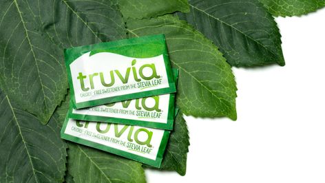 Truvia Vs Stevia: What's The Difference? Sugar Replacement, Stevia Plant, Reduce Blood Sugar, Sugar Alternatives, Liquid Stevia, Stevia Extract, Sugar Intake, Food Additives, Sugar Substitute