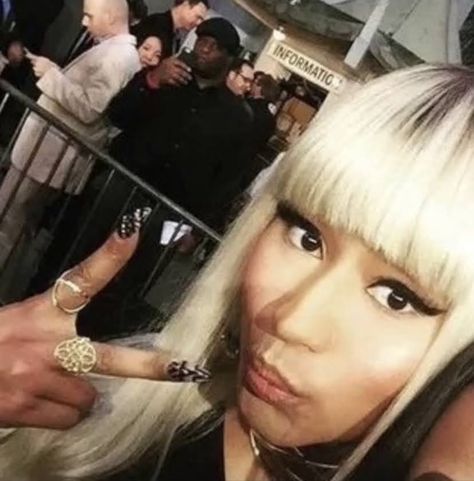 Cardi B Pfp, Nicki And Drake, Old Nicki Minaj, Nicki Baby, 2010s Aesthetic, Nicki Minaj Photos, Nicki Minaj Pictures, Blac Chyna, Black Barbie