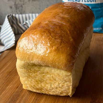 Unbleached Bread Flour Sandwich Bread Recipe Homemade Sandwich Bread, Gray Headboard, Homemade White Bread, Homemade Sandwich, White Bread Recipe, Sandwich Bread Recipes, Baking Bread Recipes, Loaf Of Bread, Baked Ham