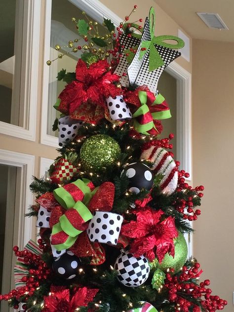 Red Lime Green And Black Christmas Tree, Christmas Tree With Black And Red Ornaments, Black White Red And Green Christmas Tree, Red White And Lime Green Christmas Tree, Red Green Black And White Christmas, Black Christmas Tree Ideas, Afro Haircuts, Polka Dot Christmas Tree, Taper Fade Afro