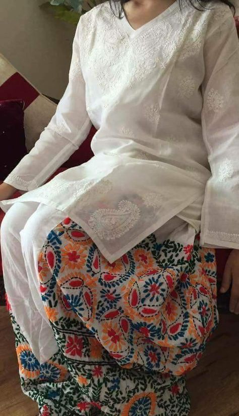 White chikankari kurta with phulkari bottom White Kurta With Colourful Dupatta, Off White Chikankari Suit, Broket Kurta Design, Chikankari Styling, White Chikankari Kurta Styling, White Chikankari Suits, Chikankari Kurta Designs, Phulkari Kurta, White Chikankari Kurta