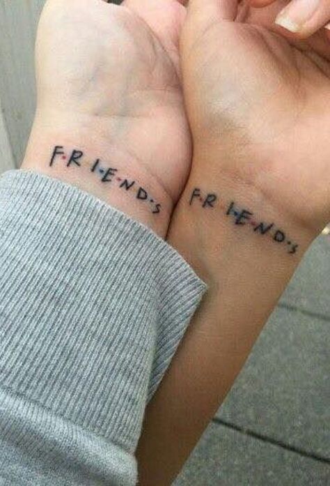 Cute Best Friend Tattoos, Matching Bff Tattoos, Bestie Tattoos, Small Matching Tattoos, Matching Best Friend Tattoos, Bestie Tattoo, Epic Tattoo, Bff Tattoos, Friendship Tattoos