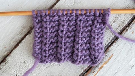 One row stitch: Easy, reversible, ideal for knitting scarves | So Woolly Baby Blanket Knitting Pattern Easy, Baby Boy Knitting Patterns Free, Easy Scarf Knitting Patterns, Boys Knitting Patterns Free, Dishcloth Patterns Free, Knitting Scarves, Knitting Squares, Beanie Knitting Patterns Free, Baby Cardigan Knitting Pattern Free