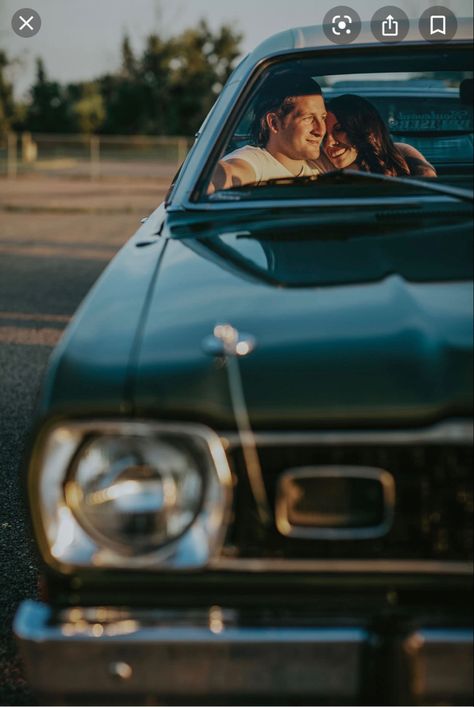 Drive In Movie Photoshoot Ideas, Drive In Movie Engagement Shoot, Drive In Movie Photoshoot, Drive In Photoshoot, Movie Photoshoot, Sonic Drive In, Drive In Movie Theater, Pics Inspo, Drive In Movie