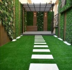 Grass Backyard, Green Wall Garden, Artificial Grass Backyard, Grass Decoration, Artificial Wall, Rooftop Patio Design, Artificial Grass Wall, Modern Gazebo, Grass Design