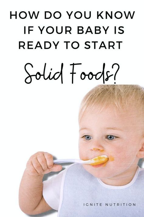 Between 4-6 months of age, your baby will start to show signs of readiness to let you know they are ready to start solid foods. We explain solid foods as complimentary foods because they are only going to be providing a small part of your baby’s nutrition to start, as the majority of their nutrition will still be coming from breastmilk/formula. Let’s dive into the how, what, when, and all things starting solids with your baby! Best First Baby Foods, Baby First Solid Food, Starting Solid Foods, Baby Food Chart, Baby First Foods, Healthy Baby Food, Starting Solids, Baby Food Storage, Introducing Solids