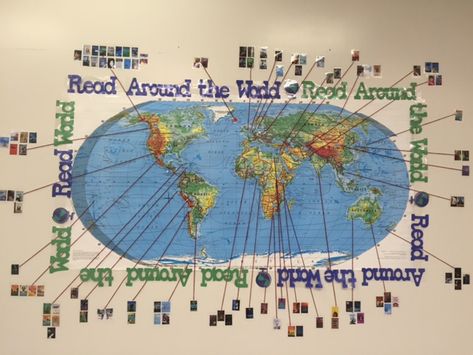 https://librarydisplays.org/2016/04/05/read-around-the-world/ Read Around The World, Book Bulletin Board, Display Boards For School, Reading Corner Classroom, Travel Theme Classroom, World Book Day Ideas, Geography Classroom, Reading Display, World History Classroom