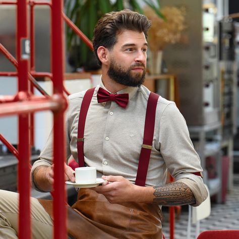 Elevate your coffee moments with the burgundy suspenders and bow tie from the Sir Redman WORK collection.🐓
.
.
.
#SirRedman #WORKcollection #Suspenders #BowTie #MensFashion #Stylish #CoffeeTime #Bretels #Strik #Herenmode #Stijlvol #Elegant #Koffietijd Suspenders Men Fashion, Suspenders And Bow Tie, Men Fashion Vintage, Suspenders Men, Bridesmaids And Groomsmen, Fashion Vintage, Suspenders, Men Fashion, Bow Tie